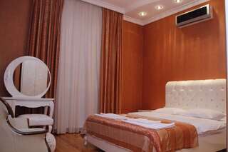 Мини-отель Baku Butik Mini-Hotel Баку Двухместный номер с кроватью размера "king-size"-3